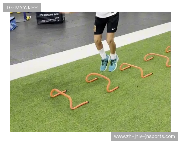 足球运动员的体能训练与恢复方法